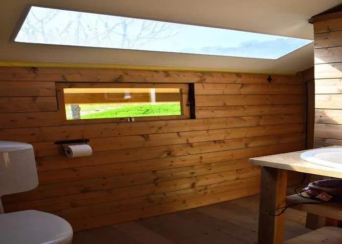 Luxury tent Glamping Tent In Italy Near Adriatic Beaches